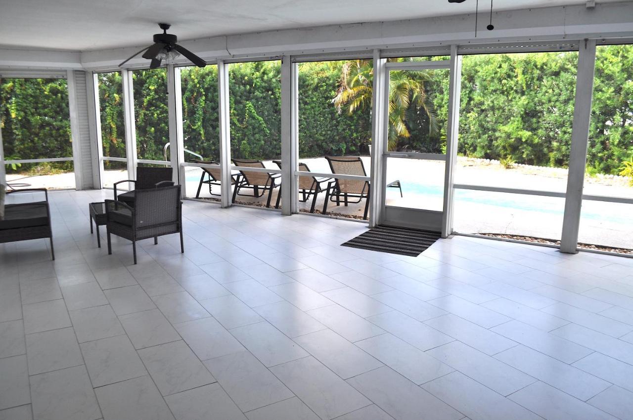 Lovely 3-Bd, Walk To Bars, 9 Min Drive From Beach! Heated Pool. Fort Lauderdale Bagian luar foto