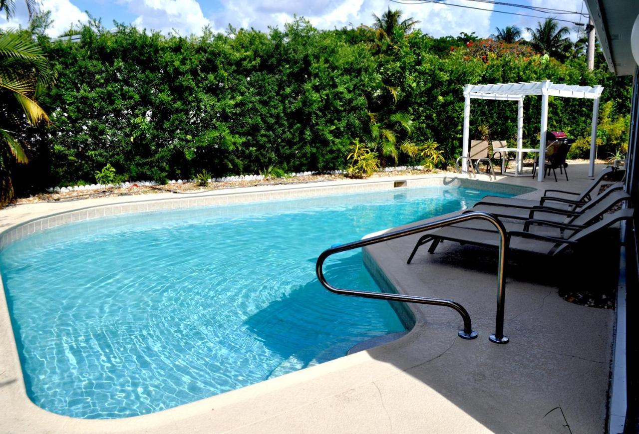 Lovely 3-Bd, Walk To Bars, 9 Min Drive From Beach! Heated Pool. Fort Lauderdale Bagian luar foto